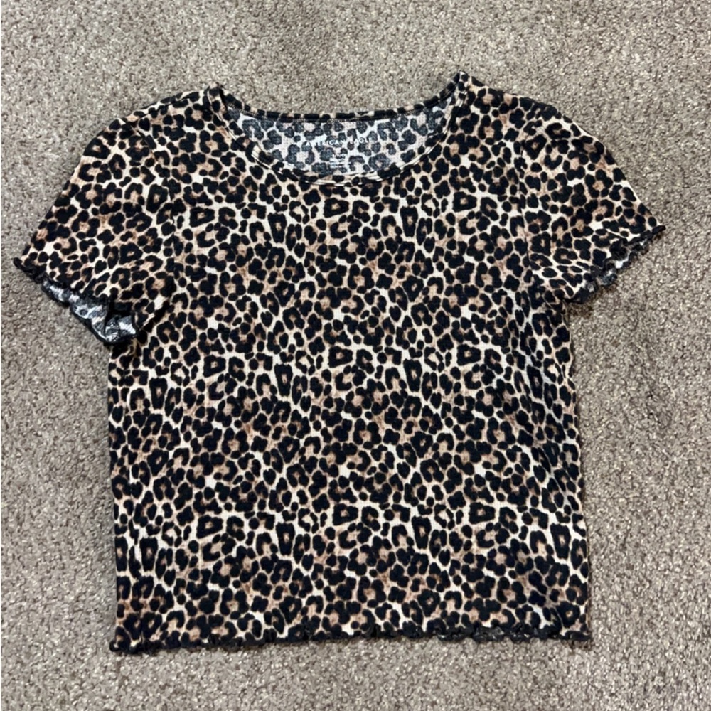 American eagle cheetah print t shirt